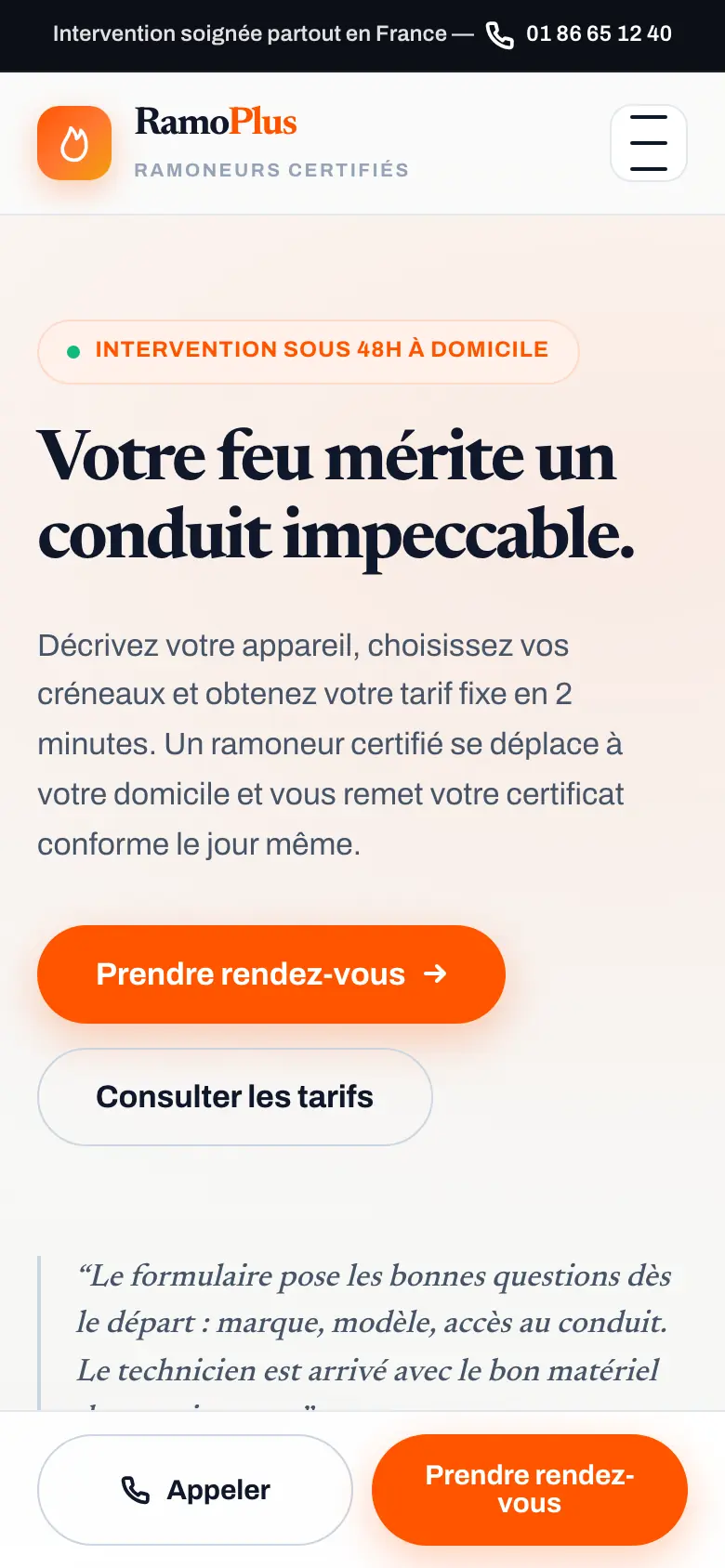 Le même site RamoPlus affiché sur un téléphone